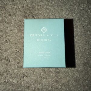 NWT Kendra Scott Holiday Scented Candle